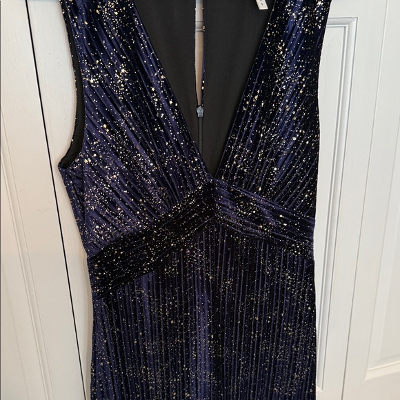 Elegant BCBG Purple Women's Dress - Picture 7 of 14